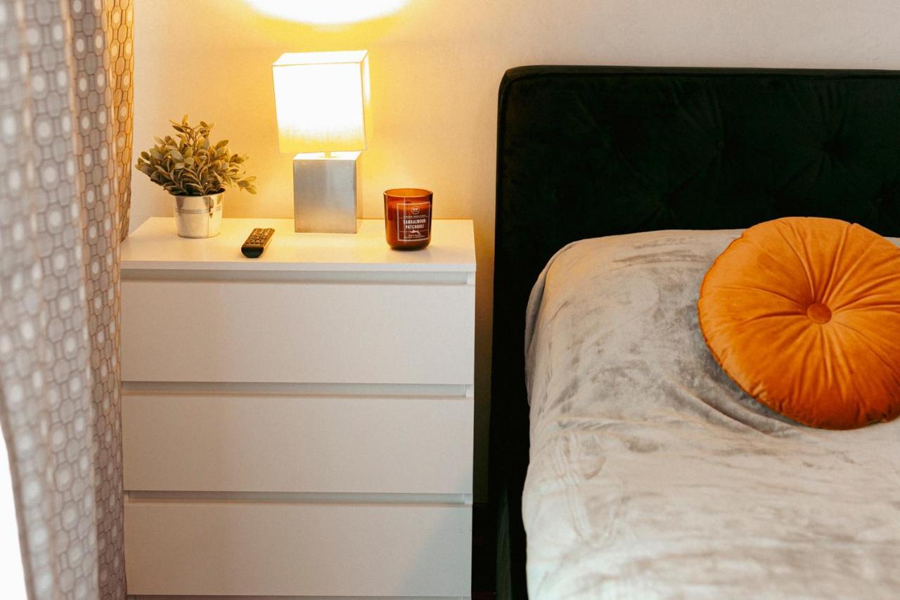 Pawia 51 - Piekny Wiok Na Centrum Warszawy - Duzy Balkon - Smart Tv 55 Cali Wifi - Good Apartament