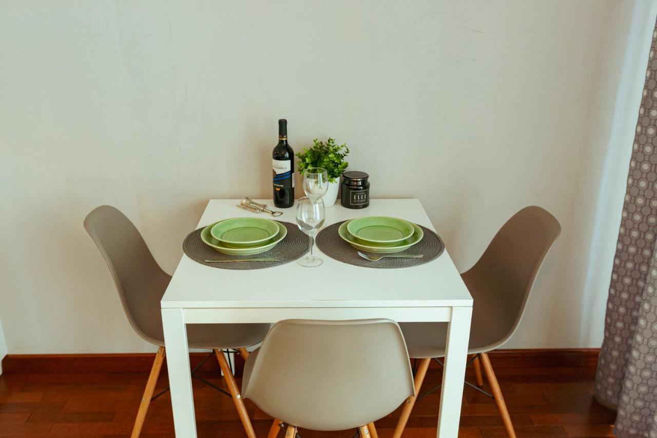 Pawia 51 - Piekny Wiok Na Centrum Warszawy - Duzy Balkon - Smart Tv 55 Cali Wifi - Good Apartament