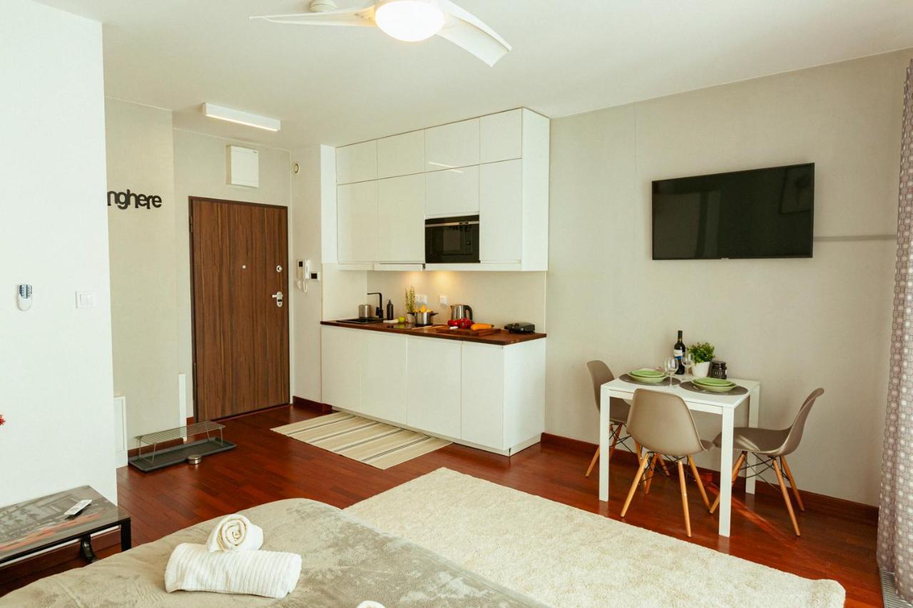 Apartament Pawia 51 - Piekny Wiok Na Centrum Warszawy - Duzy Balkon - Smart Tv 55 Cali Wifi - Good